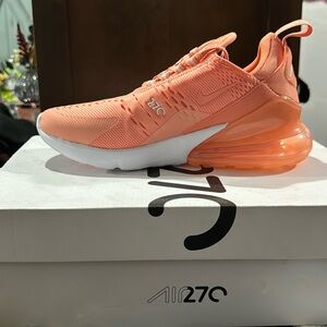 Brand new Air Max 270 Crimson Bliss/White